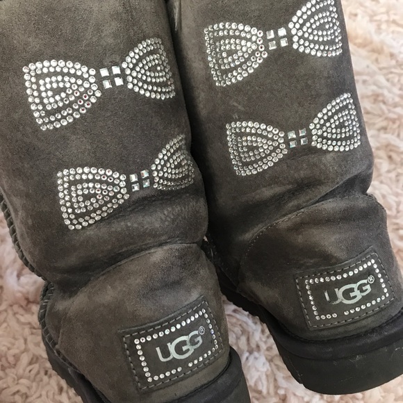 UGG Swarovski Crystal Bow Short Boots - Picture 2 of 6